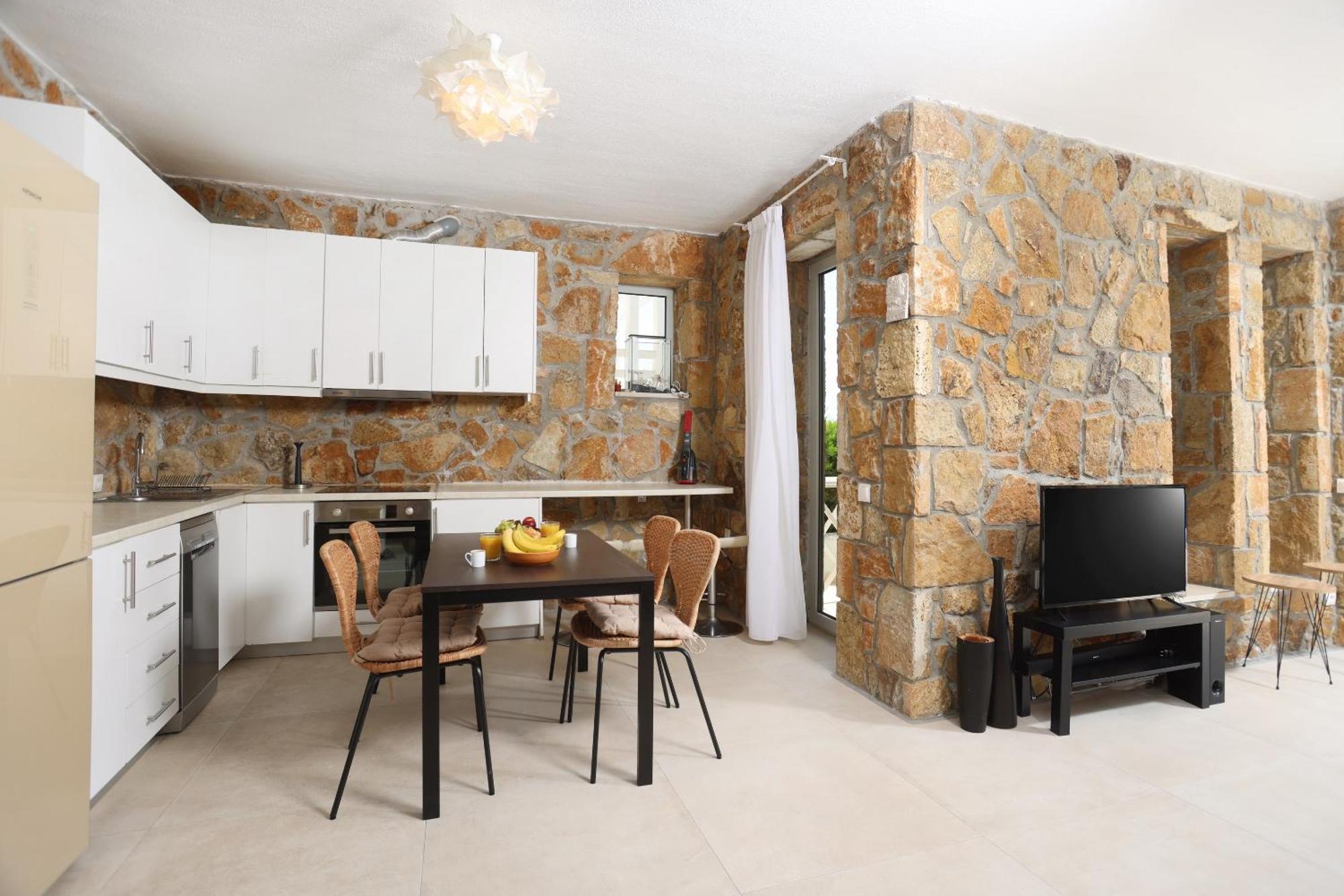 Douglas - Private Pool, Bbq, 4bdrms, View Villa Pefkochori
